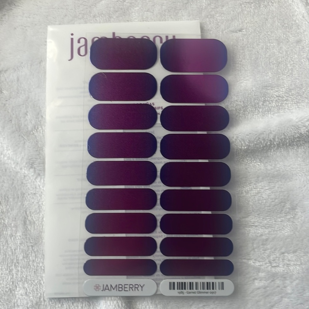 Jamberry - Garnet Glimmer
